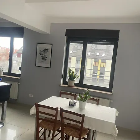 Motylkowa 125 M2 5 Pokoi Lejlighed