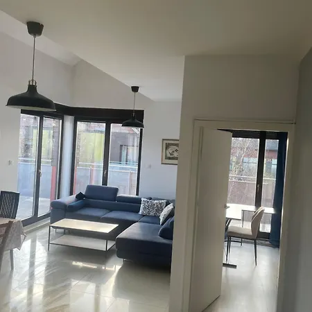 Motylkowa 125 M2 5 Pokoi Lejlighed