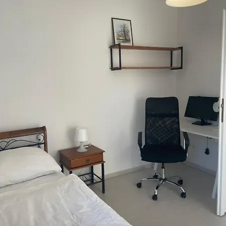 Motylkowa 125 M2 5 Pokoi *