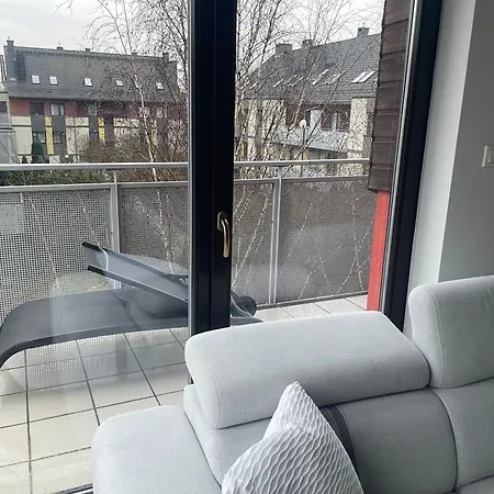 Motylkowa 125 M2 5 Pokoi *