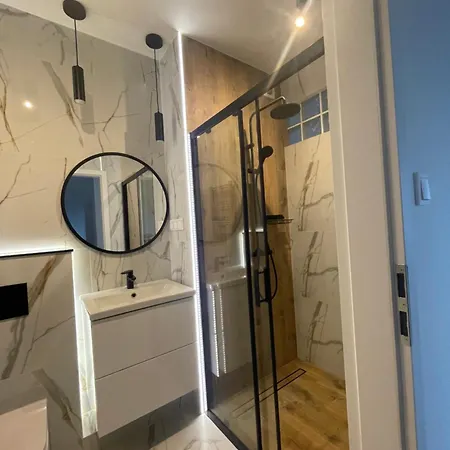 Apartment Motylkowa 125 M2 5 Pokoi