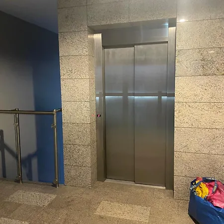 Motylkowa 125 M2 5 Pokoi アパート ヴロツワフ