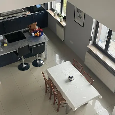 Motylkowa 125 M2 5 Pokoi * Breslau